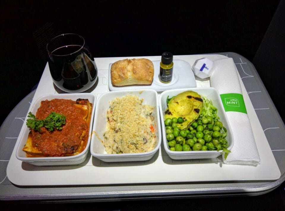 Review: JetBlue Mint Seattle to Boston - Travel Codex