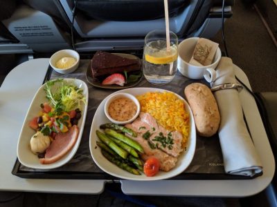 Review: Icelandair Business Class, Vancouver to Reykjavik