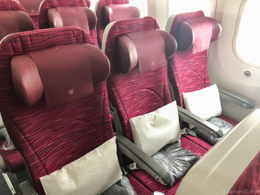 Review: Qatar Airways 787 Economy Class, Da Nang to Doha - Travel Codex