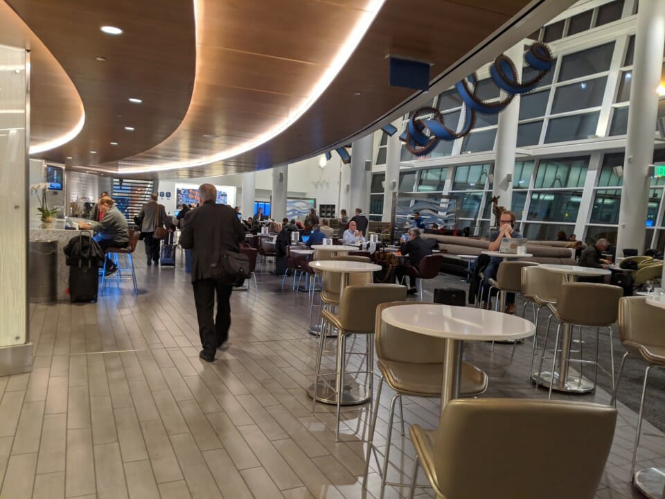 Review: Delta Sky Club Seattle - Travel Codex