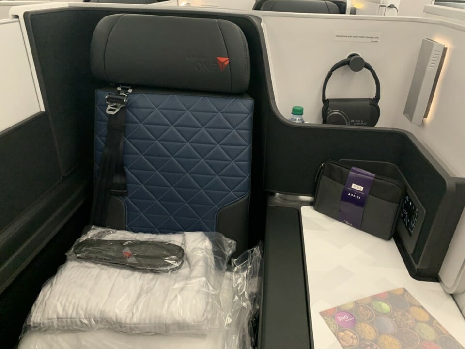 Delta One Suites Review: Seattle-Shanghai (A330-900neo) - Travel Codex