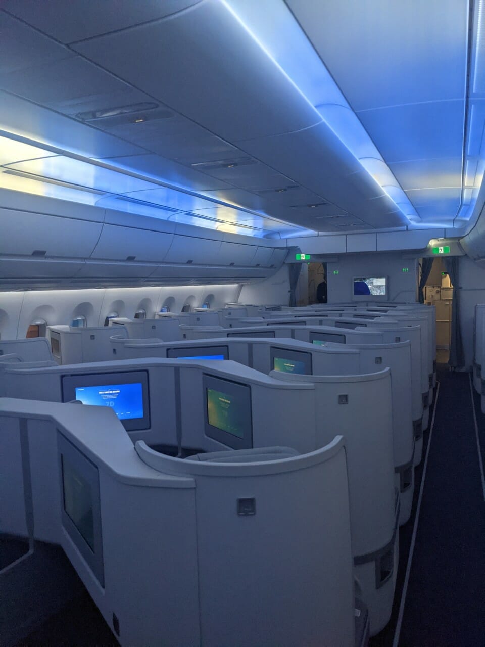 Review: Finnair Business Class A350 Los Angeles to Helsinki - Travel Codex