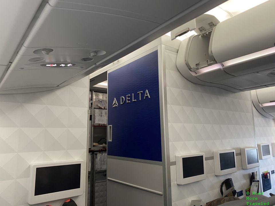 Review: Delta Premium Select, Minneapolis to Paris