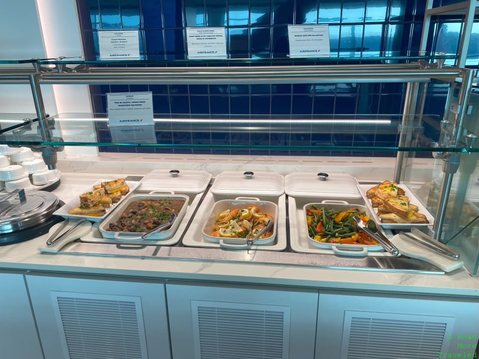 Air France Lounge San Francisco - hot buffet dishes