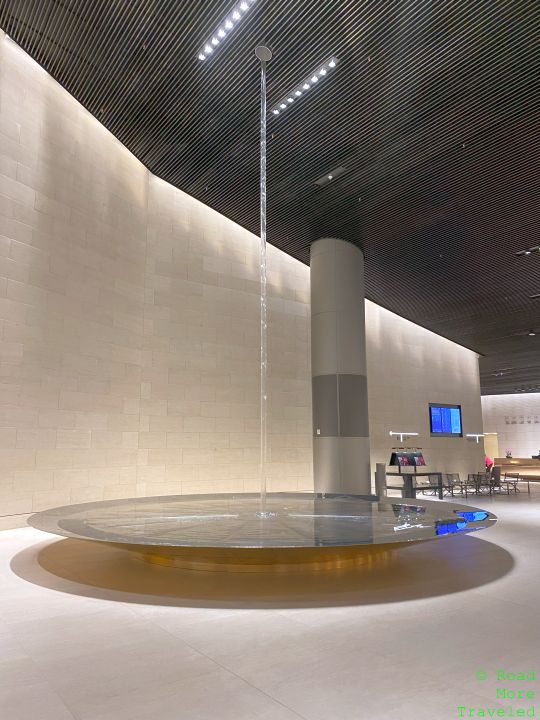 Qatar Airways Al Safwa First Lounge - fountain