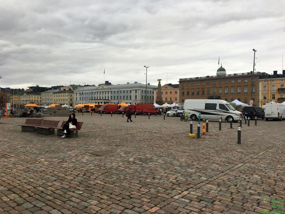 Helsinki Market Square vendors