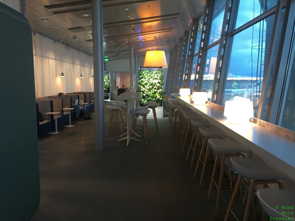 Finnair Lounge Helsinki - "hidden" dining area