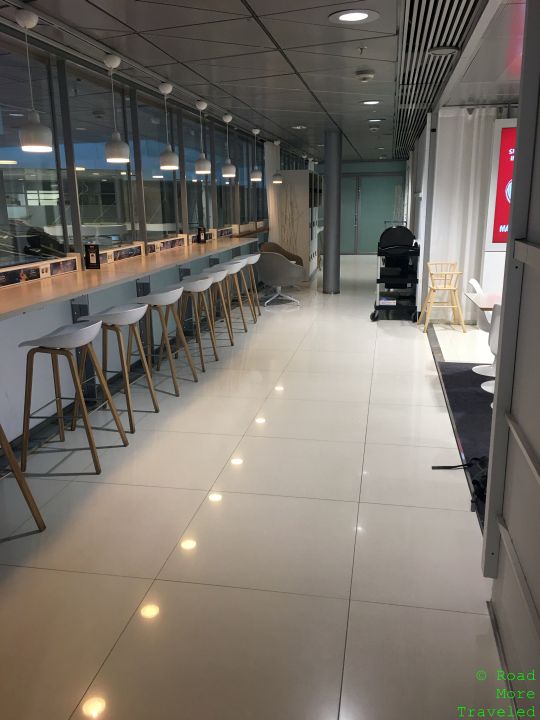 Finnair Lounge HEL terminal view seating