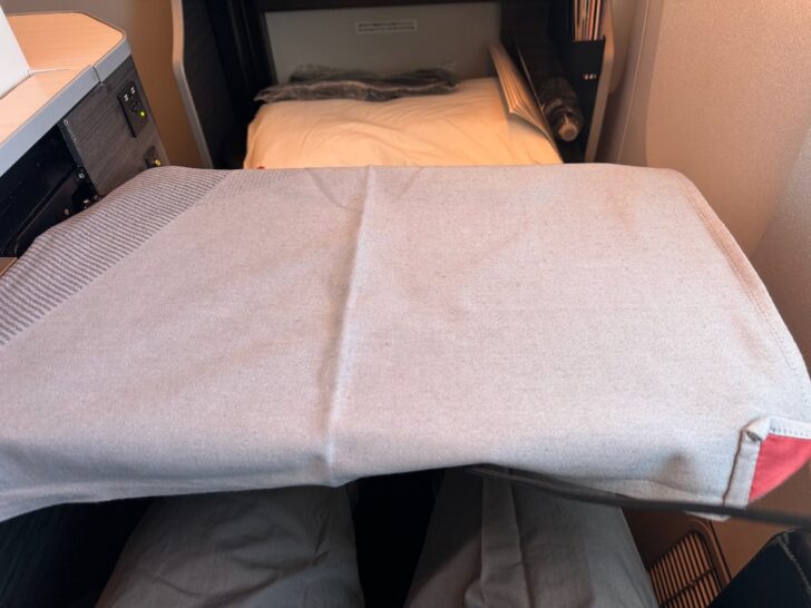 JAL Business class tablecloth