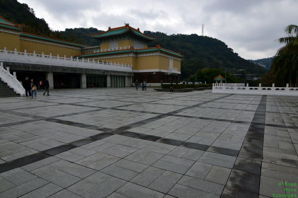 Courtyard in National Palace Museum, Taipei