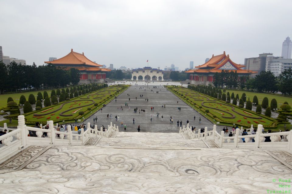 Liberty Square in Chiang Kai-Shek Memorial Hall