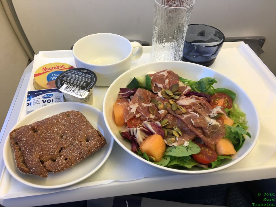 Finnair A319 Business Class - meal