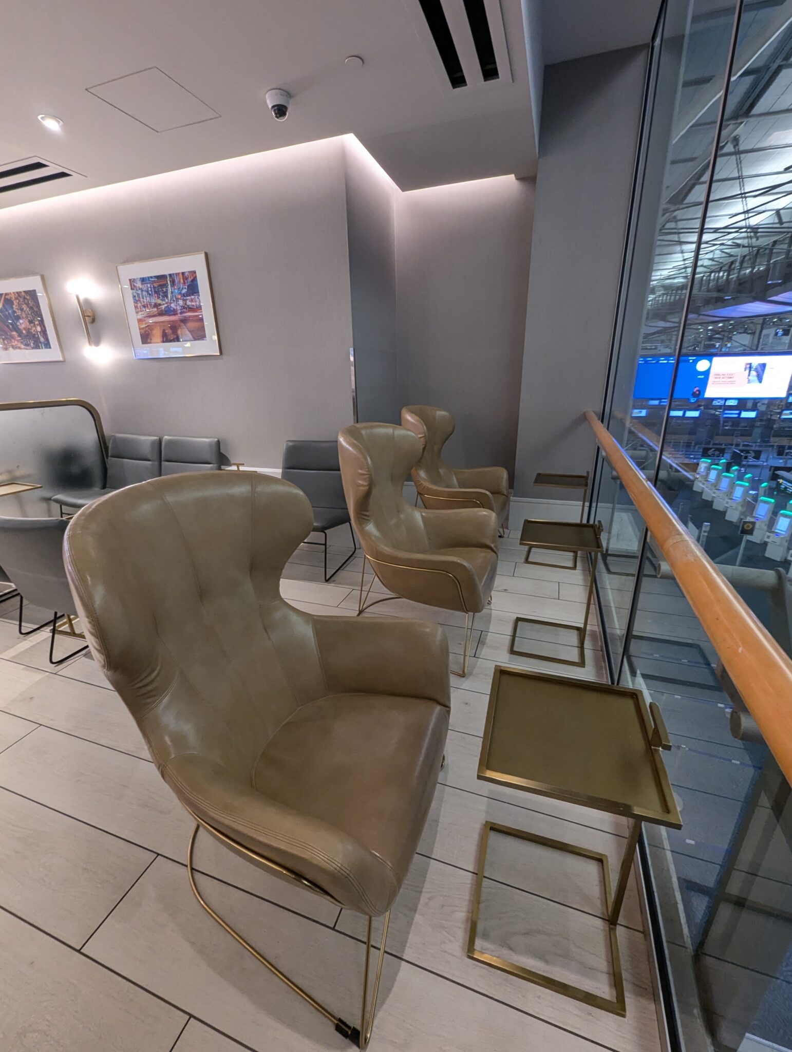 Plaza Premium Lounge seating