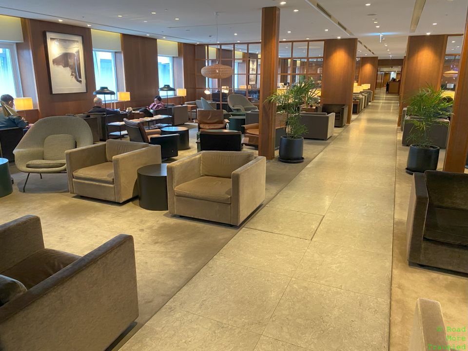 Cathay Pacific Lounge Taipei lounge seating